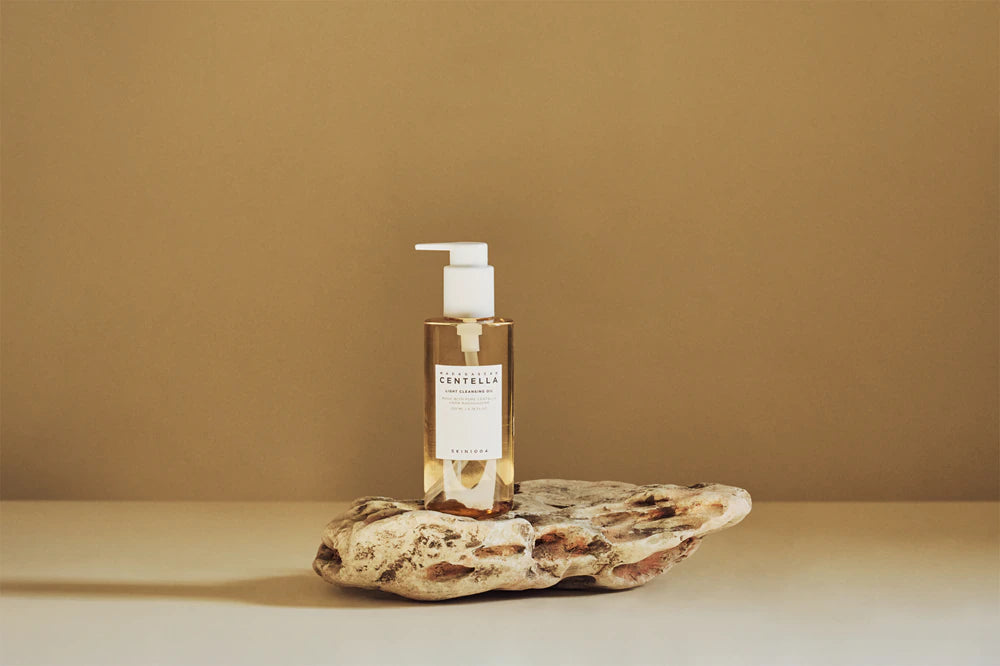 SKIN10004 Madagascar Centella Light Cleansing Oil